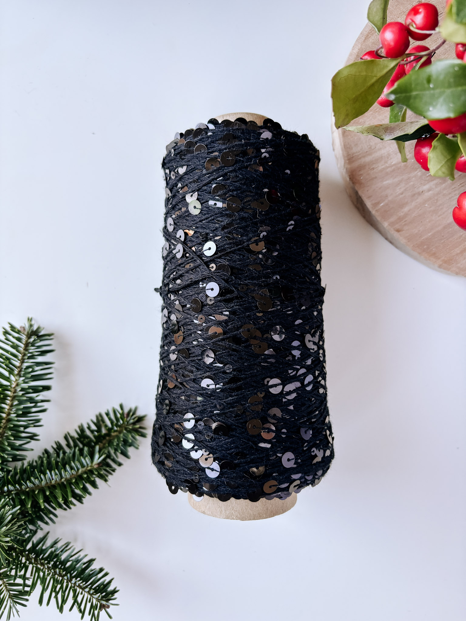 cekiny 200g/czarny - Wolle Halle zdjęcie 1